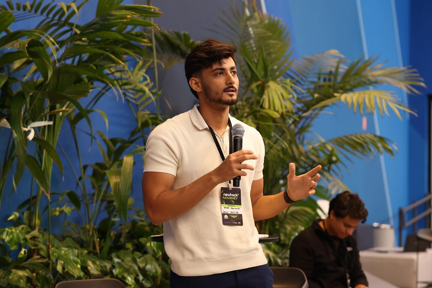 Daniel Batista Rios, fundador da Maturare, palestrando sobre SEO e marketing digital em Niterói
